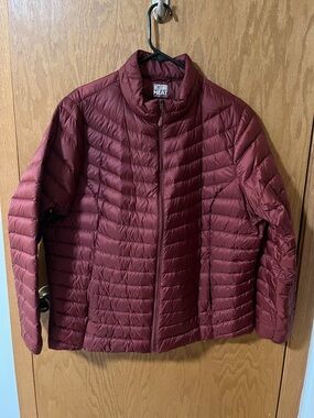32 Degrees Women's Maroon Puffer Jacket